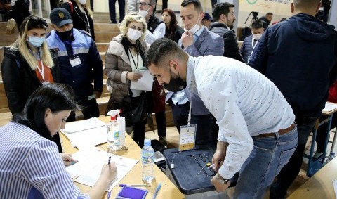 Mbyllet numerimi i votave ne qarkun e Lezhes: Ne Fier mbetet edhe 1 kuti